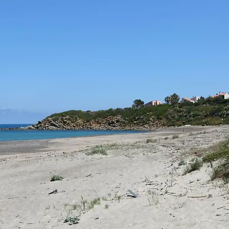 Tra Verde E Mare